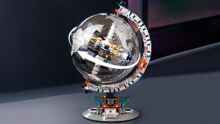 Ultimate Earth Globe 658PCS